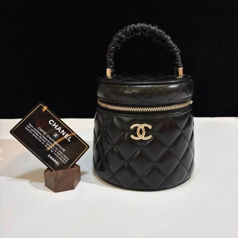 Chanel Women Pre-Loved Bag Very Good Condition